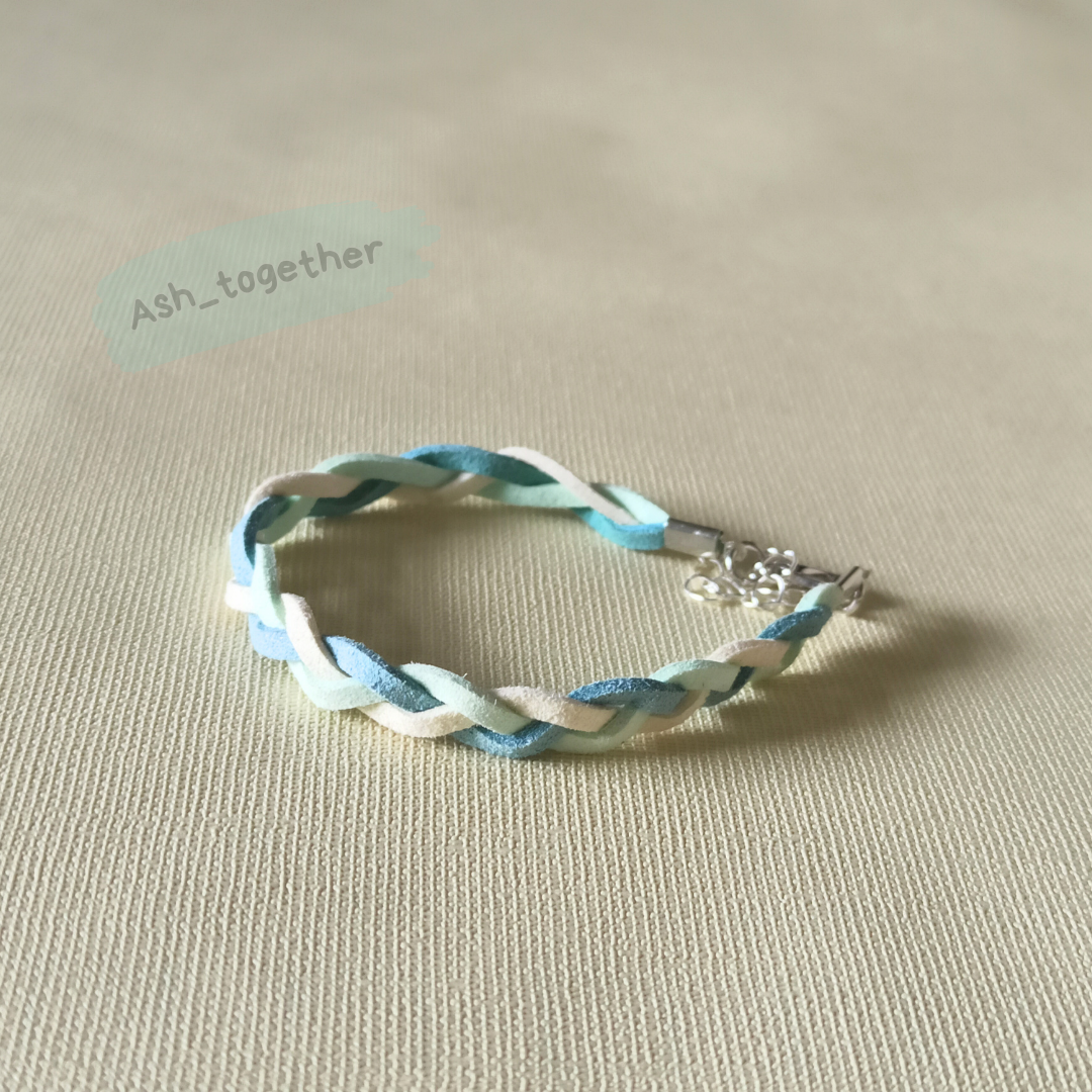 Bracelets Braid (faux suede, different colors)
