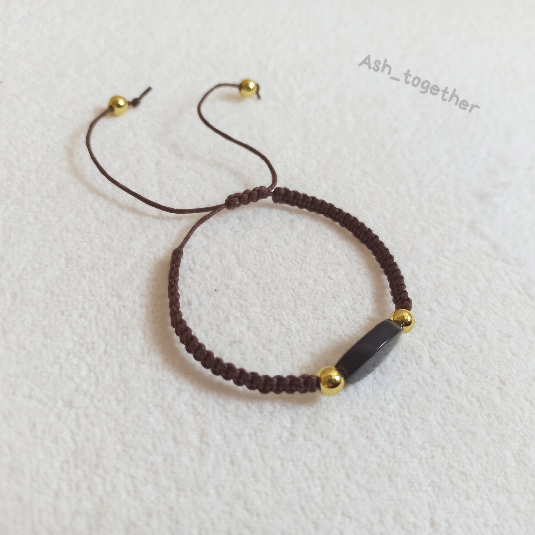 Bracelet Waxed cotton brown (two variants)