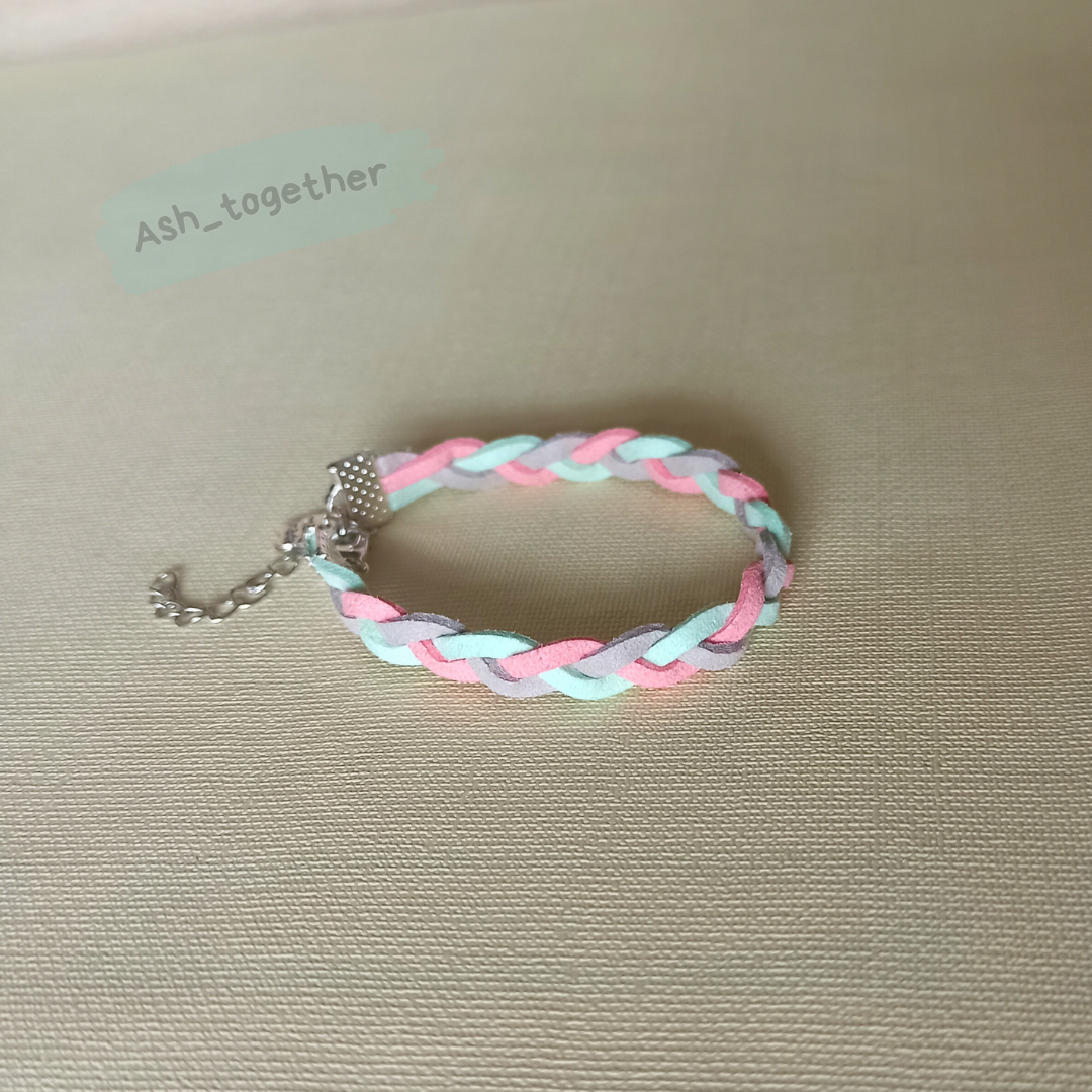 Bracelets Braid (faux suede, different colors)