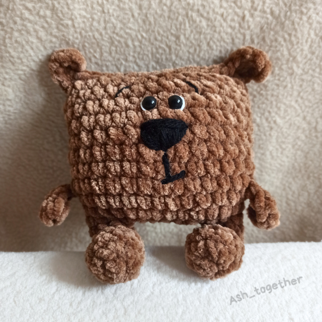 Amigurumi bears (different colors)