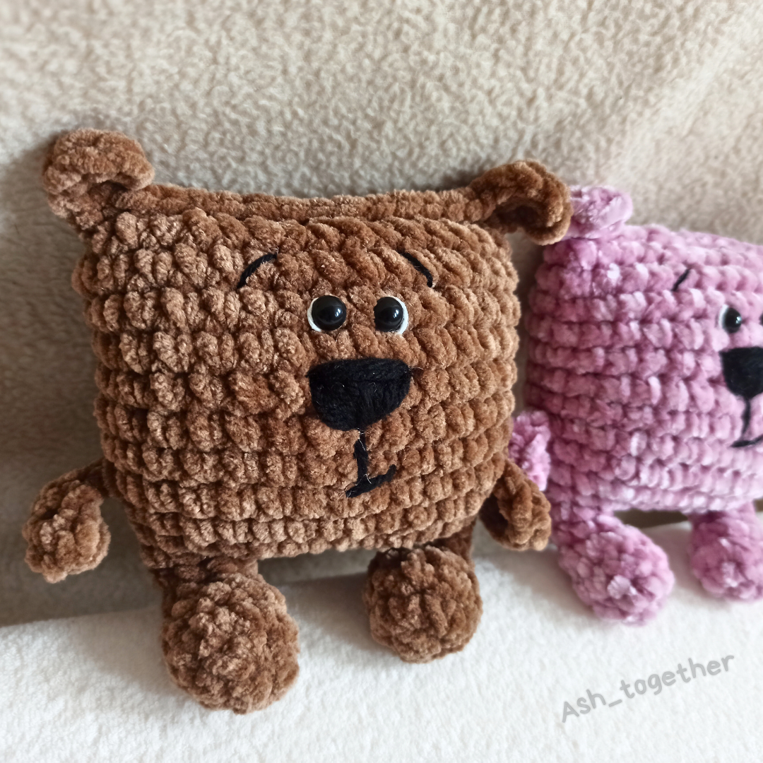Amigurumi bears (different colors)