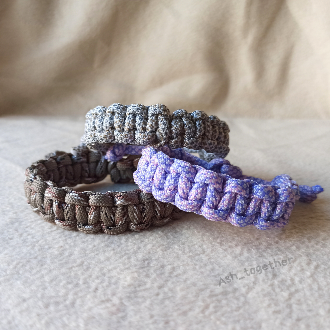 Bracelets Paracord (various color options)